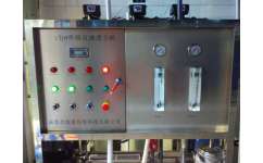 0.5噸RO純水設(shè)備 成都反滲透純凈水設(shè)備廠的專業(yè)解決方案